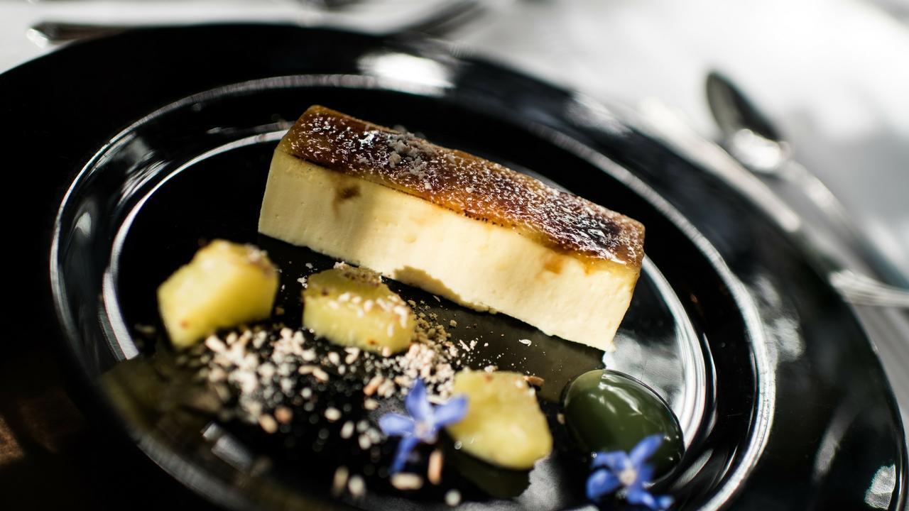 The Boars Head Hotel Sudbury  외부 사진